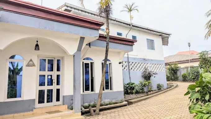 Executive Hotel